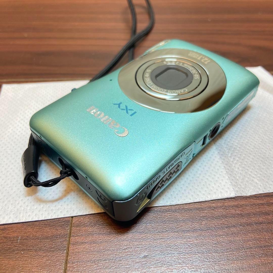 Canon IXY 200F デジカメ ほぼ新品 3736