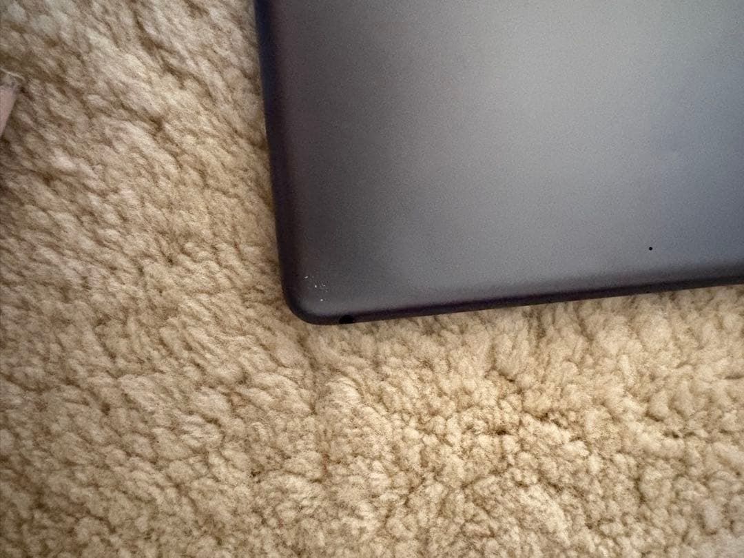 iPad (第7世代) Wi-Fi 128GB スペースグレー