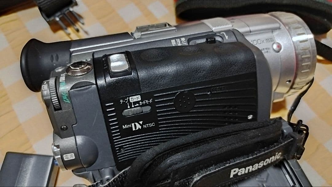 撮影再生ダビングOK Panasonic　NV-GS100 ★付属品多数★大画面