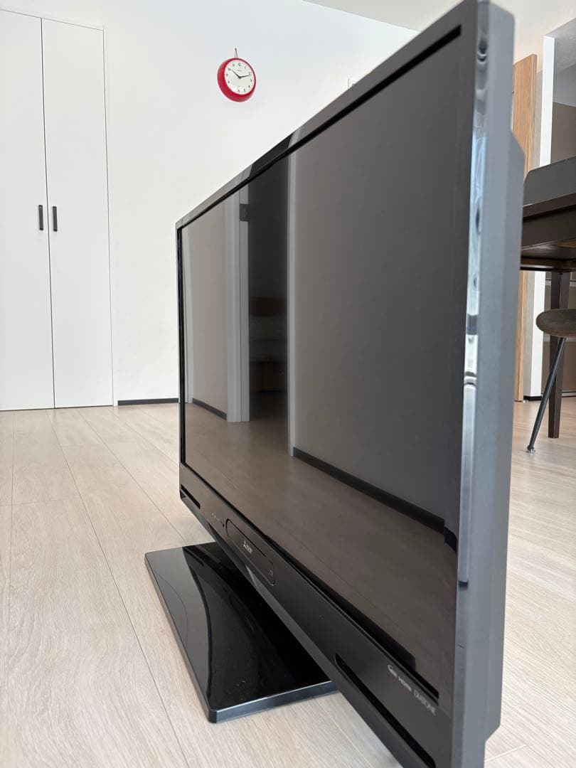 【あいちゃん！】送料込み！Mitsubishi 40インチ液晶テレビ