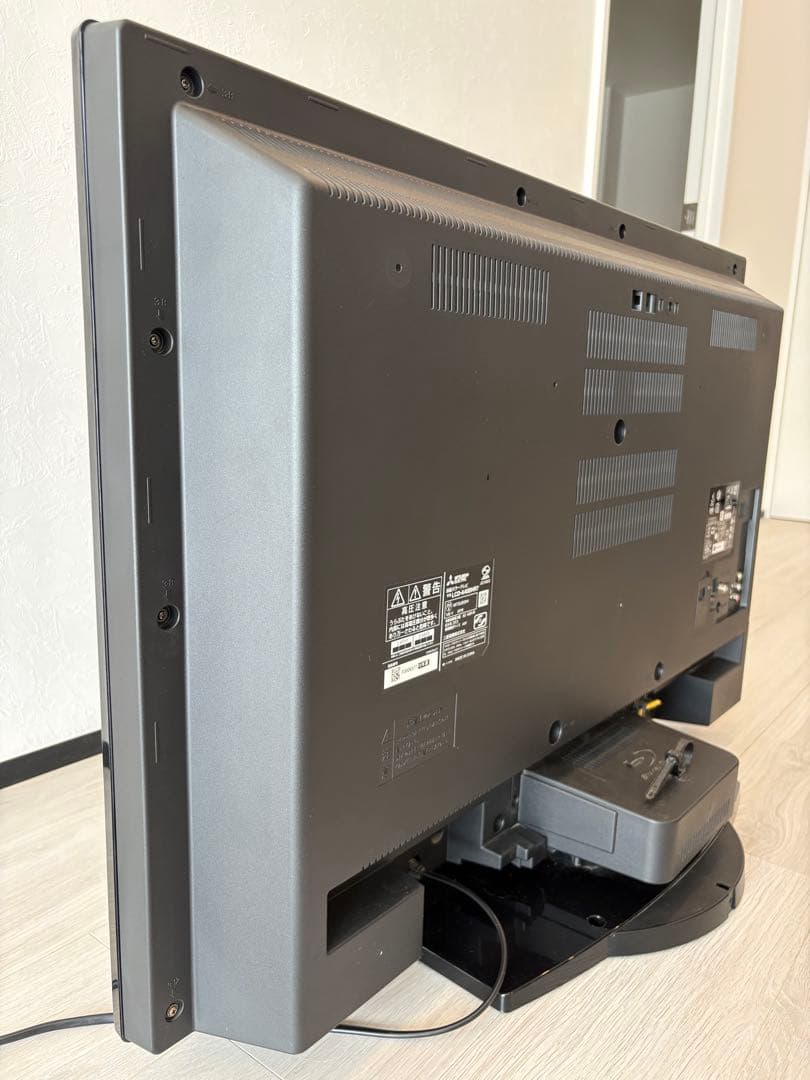 【あいちゃん！】送料込み！Mitsubishi 40インチ液晶テレビ