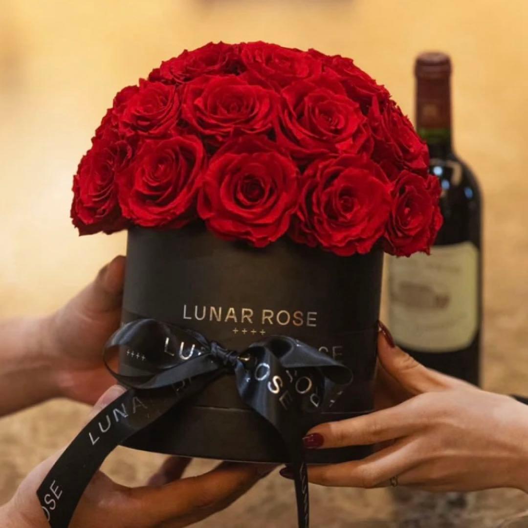 【美品】LUNAR ROSE プリザーブドフラワー　ローズ　バラ　薔薇