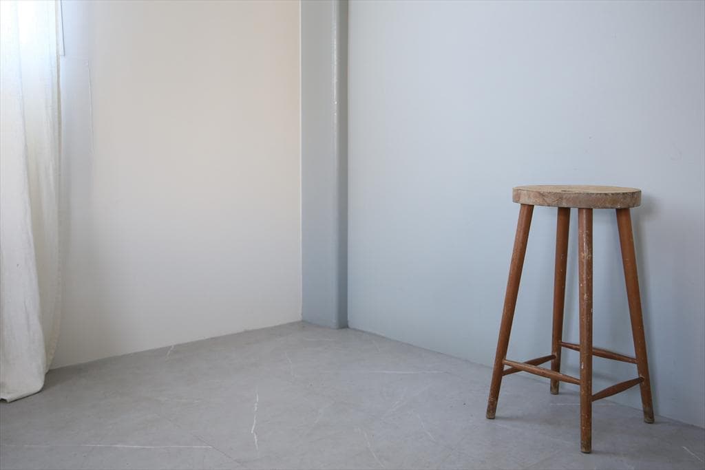 英国アンティーク木製スツール/丸椅子イス/踏み台/腰掛け/飾り棚(92-220)