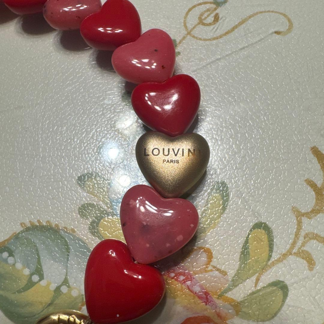 LOUVIN ハートビーズ ストラップ