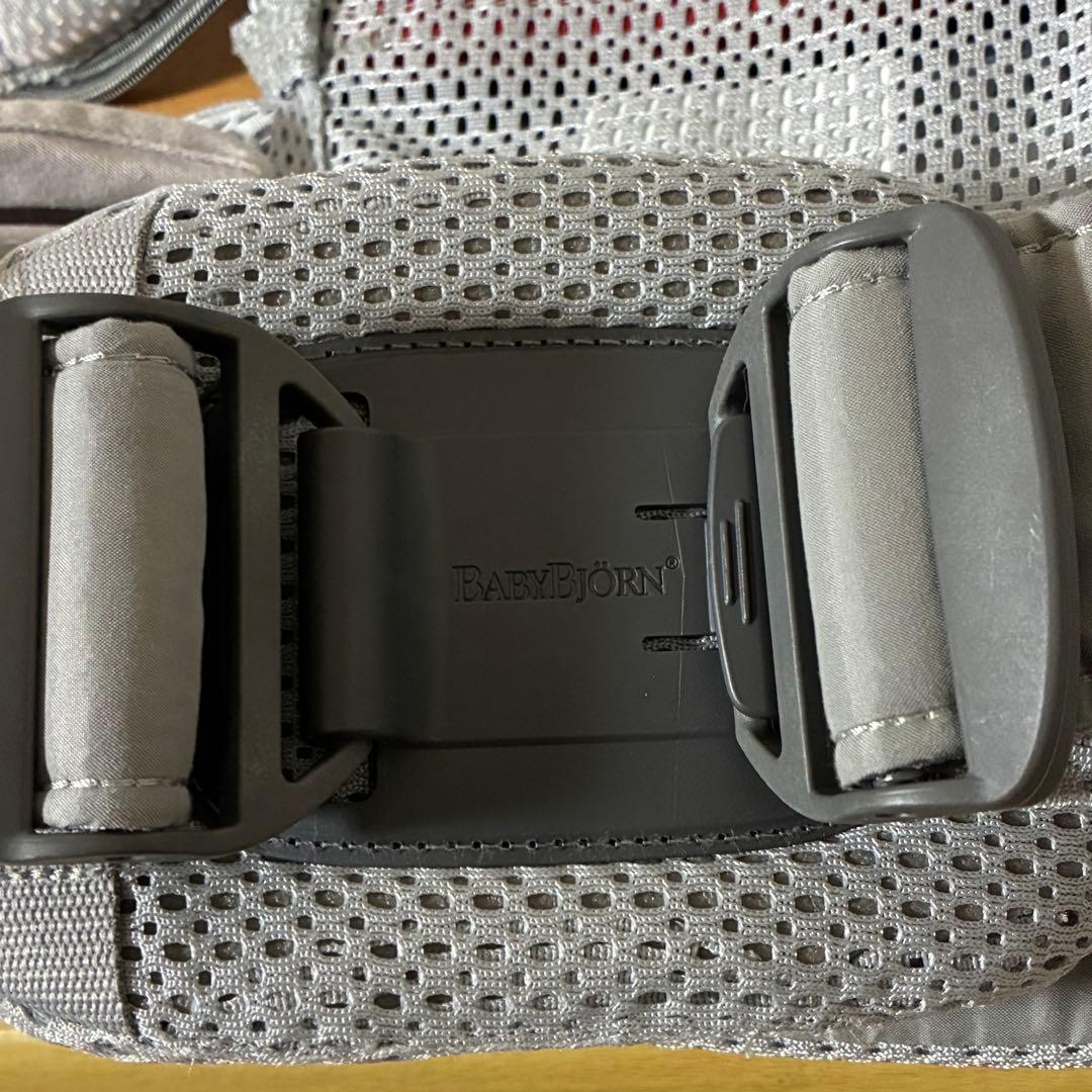 ベビービョルン ハーモニー メッシュ シルバー 抱っこ紐