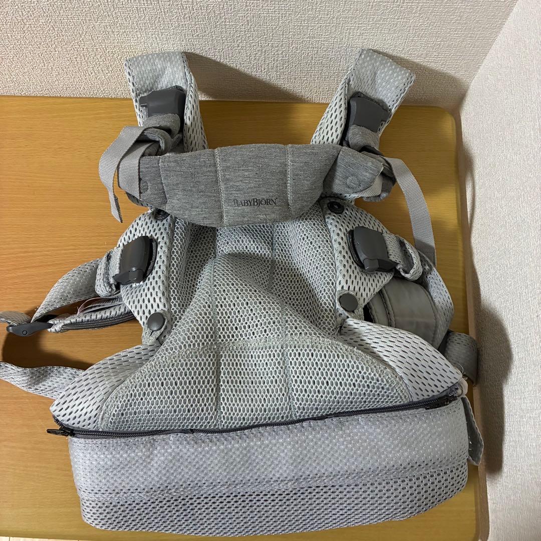 ベビービョルン ハーモニー メッシュ シルバー 抱っこ紐