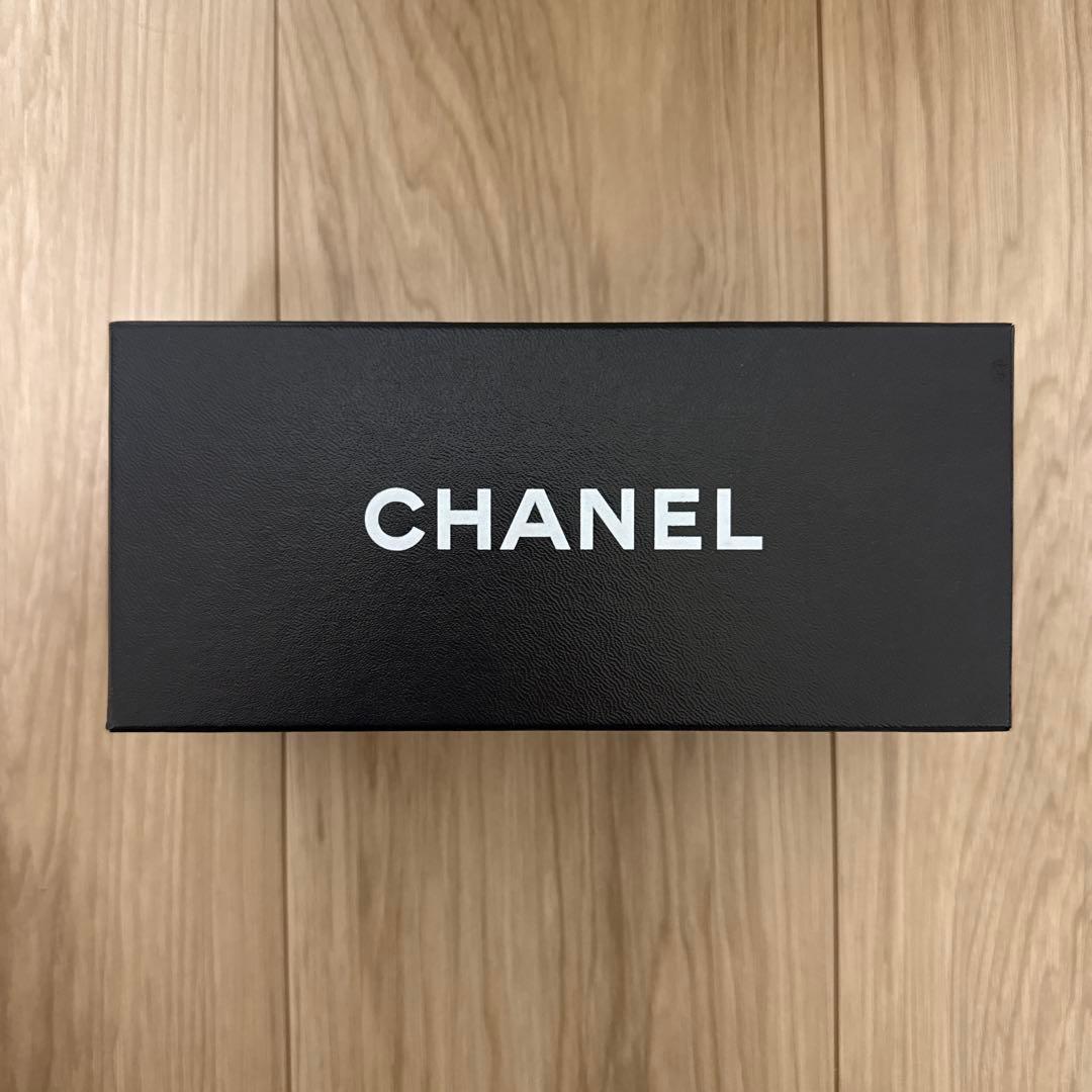 CHANEL リボン　サングラス　ケースと箱付き