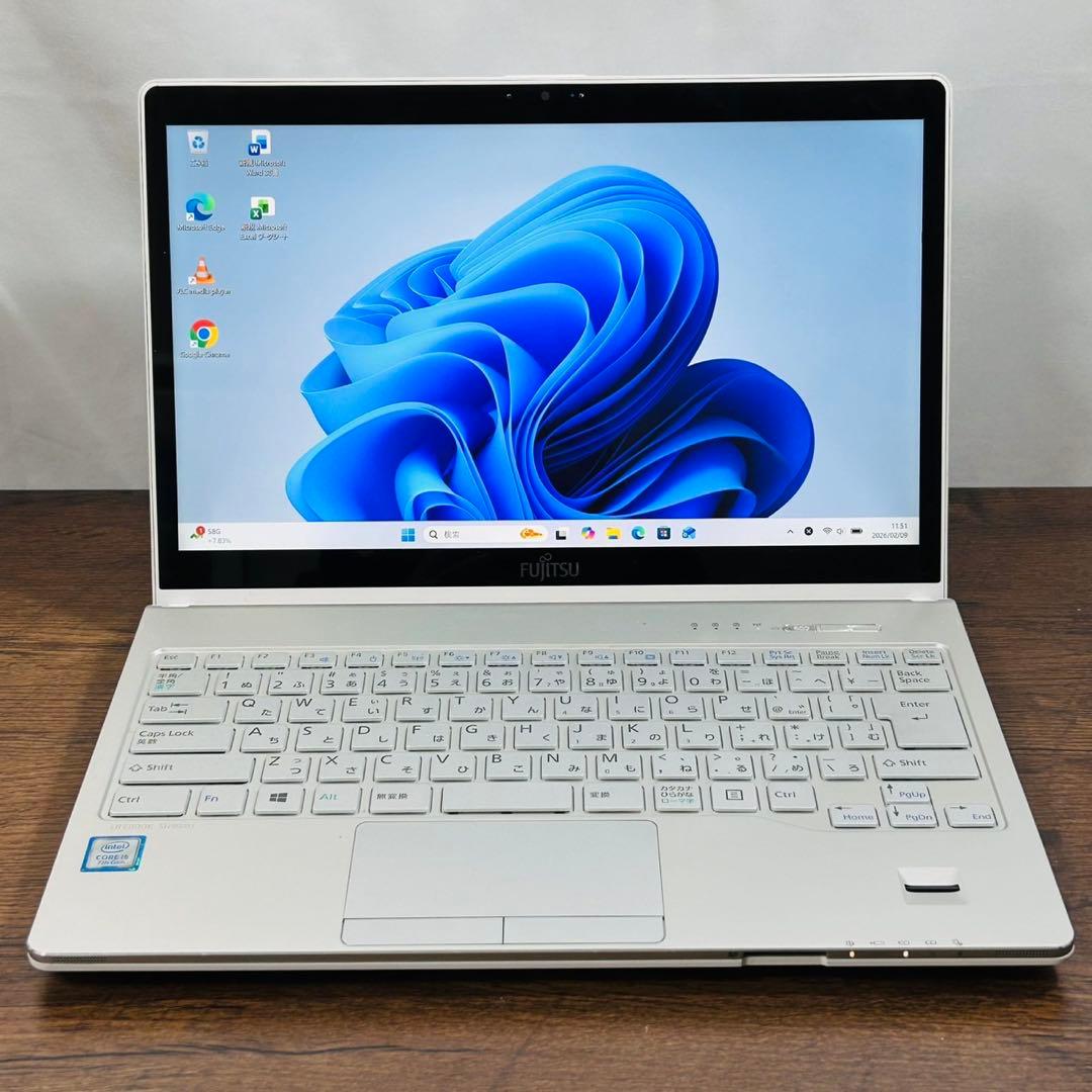 SSD搭載★オフィス付きノートパソコン★Windows11★WEBカメラ 富士通