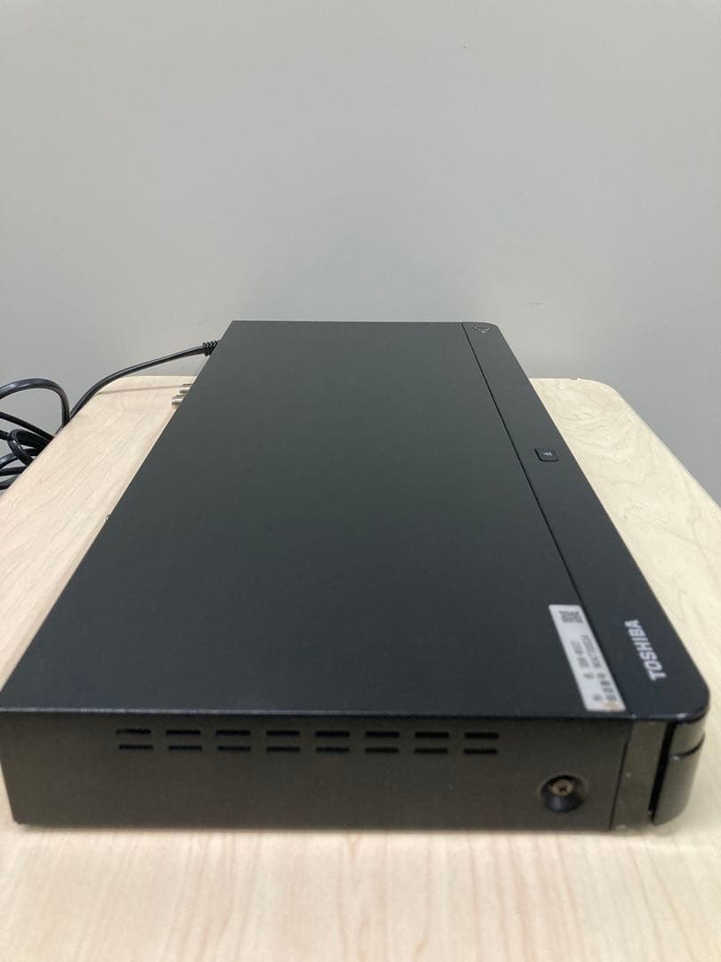 めっちゃ綺麗　TOSHIBA REGZA ブルーレイ　DBR-W 507
