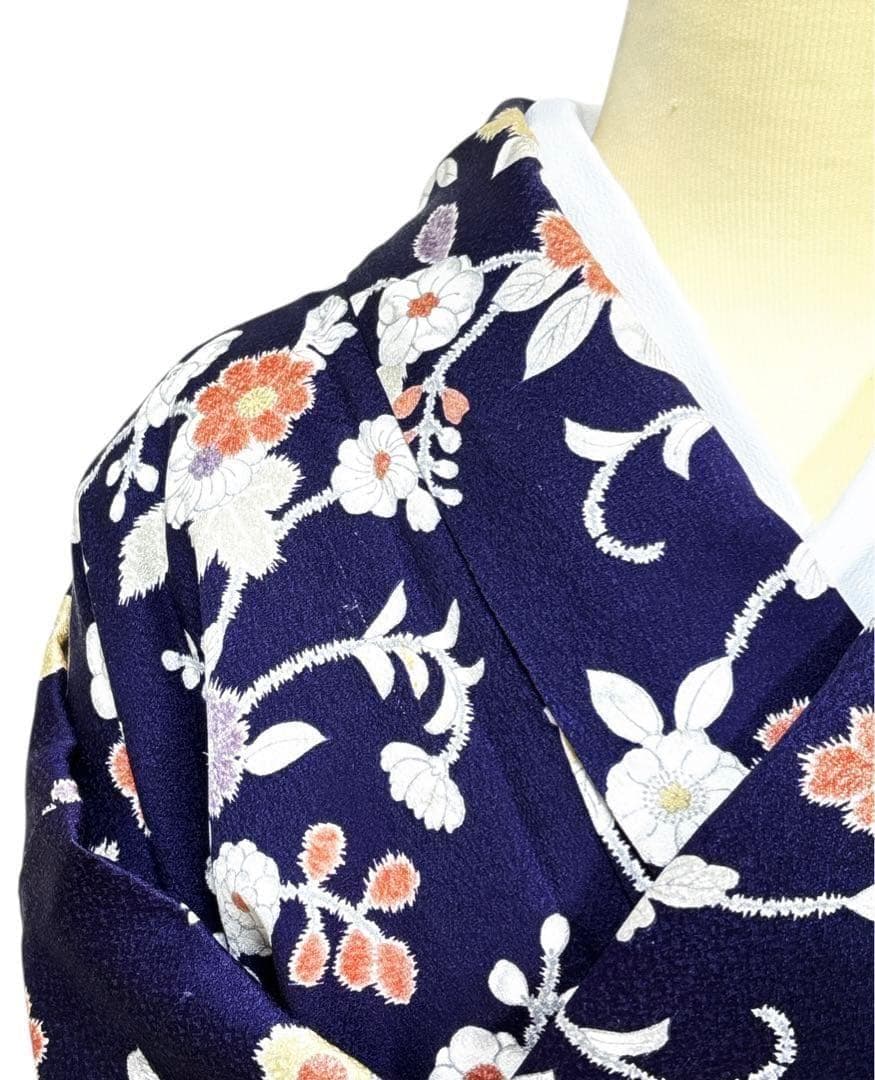 A112愛華 着物 小紋　絞り　辻ヶ花　正絹　美品　身丈162cm