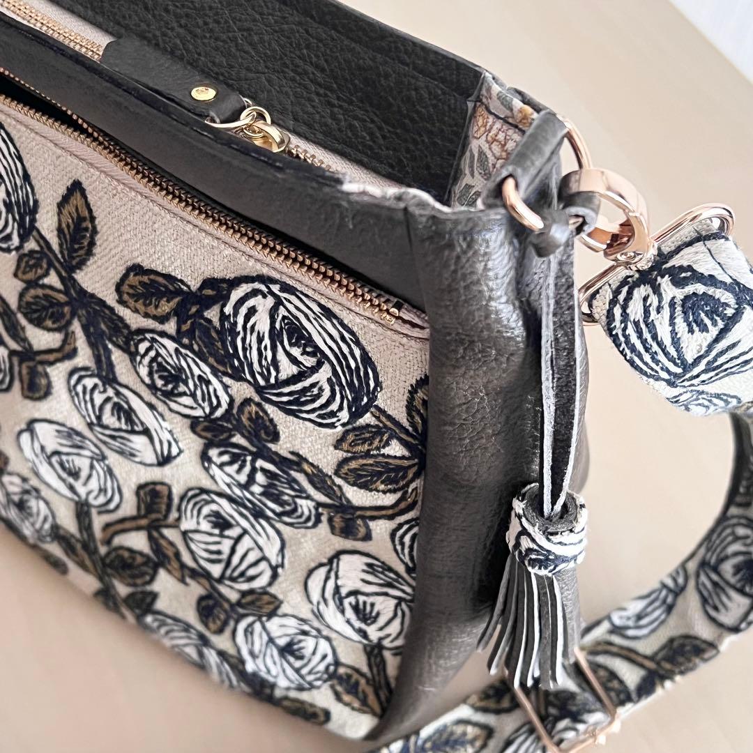 Yuki様　オーダー用　ミナペルホネン&本革 ショルダーバッグ