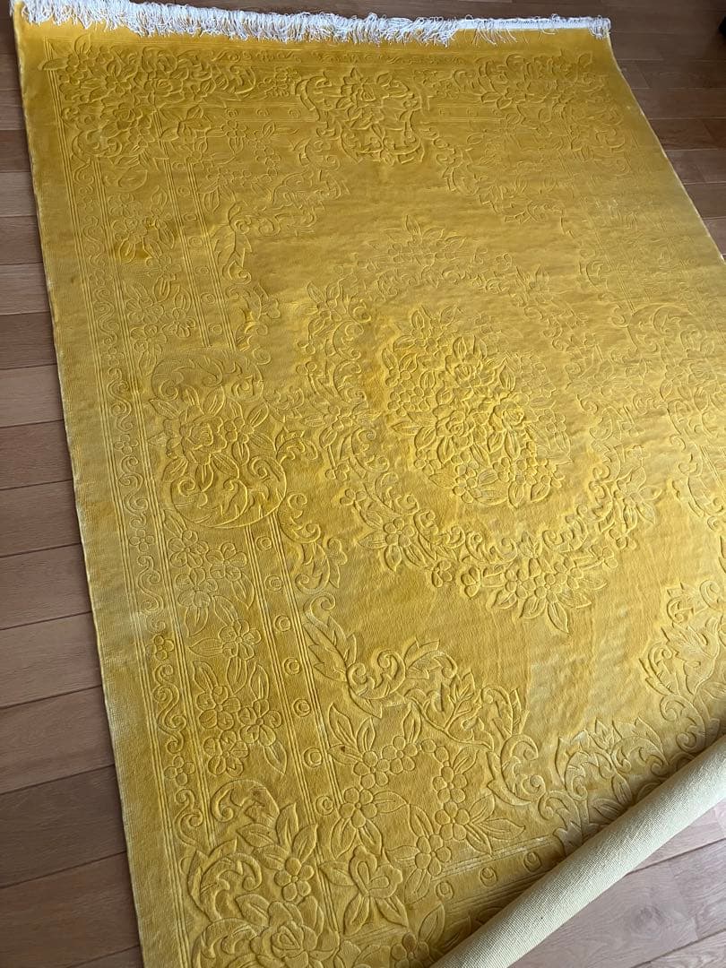 【段通】【絨毯】絹 花柄 未使用