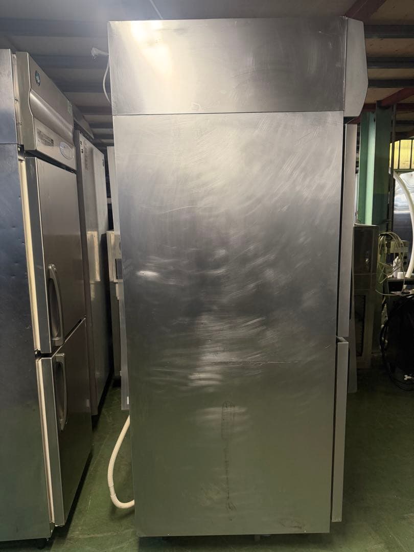 2020年 Panasonic縦型冷蔵庫 610x840x 1940