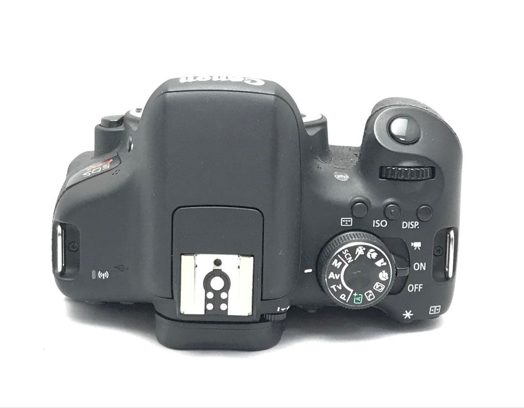 ショット数極小！！Canon kiss X8i ダブルズームレンズキット♪