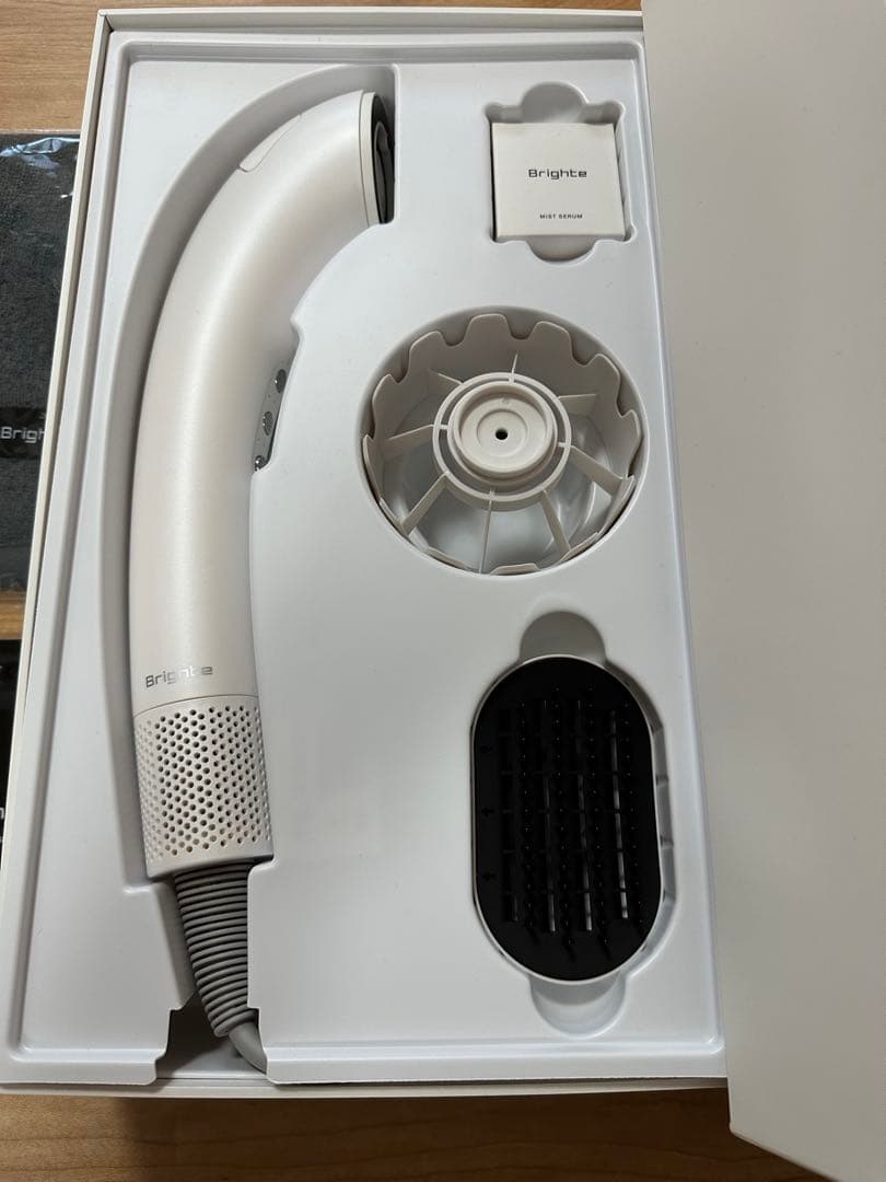 Brighte エレキコーム ホワイト