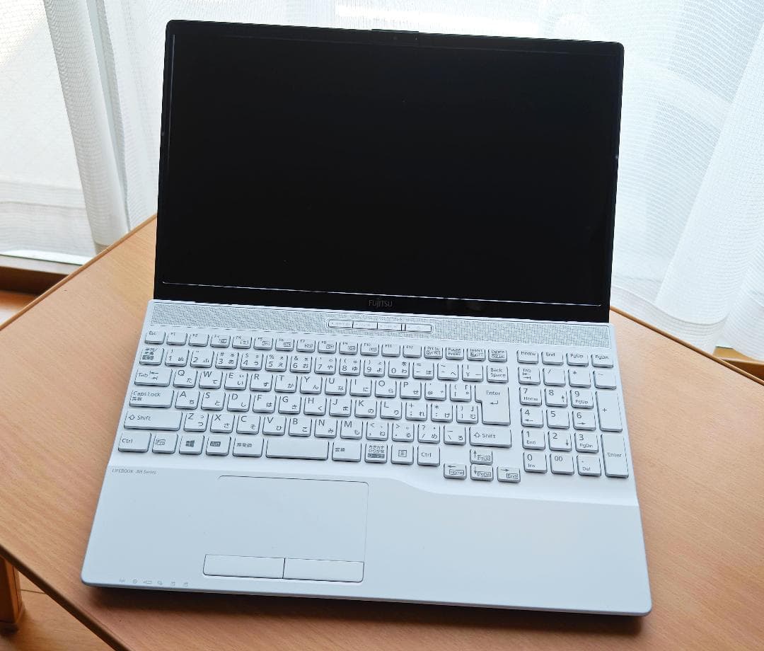 Fujitsu Lifebookノートパソコン
