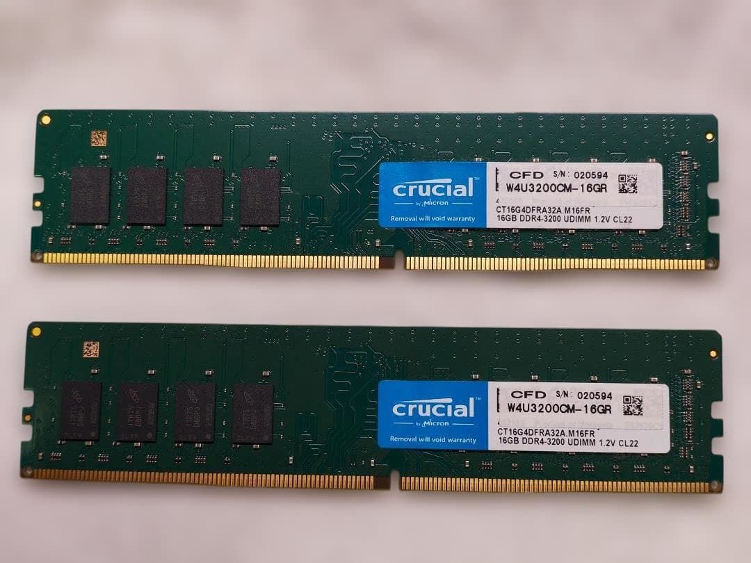 D*e様 Crucial メモリ 32GB(16GB×2枚) DDR4 3200