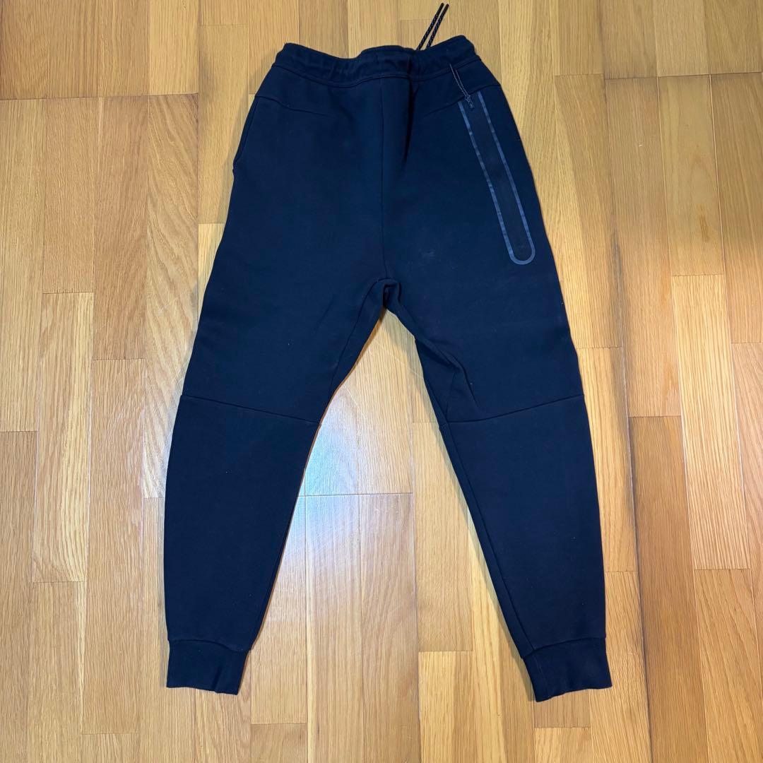 NIKE テック　上下セット