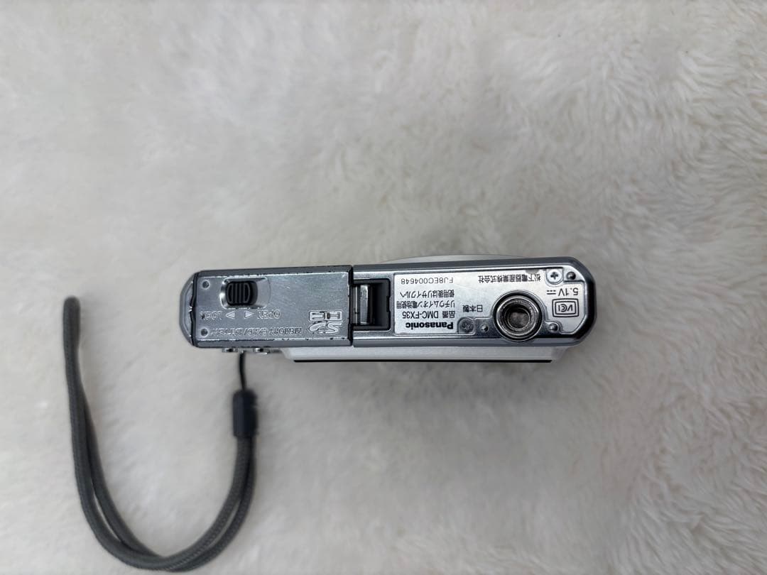 美品　Panasonic LUMIX DMC-FX35　人気　ホワイト