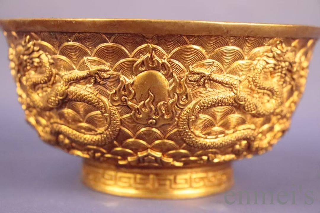 中国古美術 旧蔵 清代 鍍金銅蟠龍碗 双龍戲珠 鏨刻酒碗 茶碗 精銅製 古美味