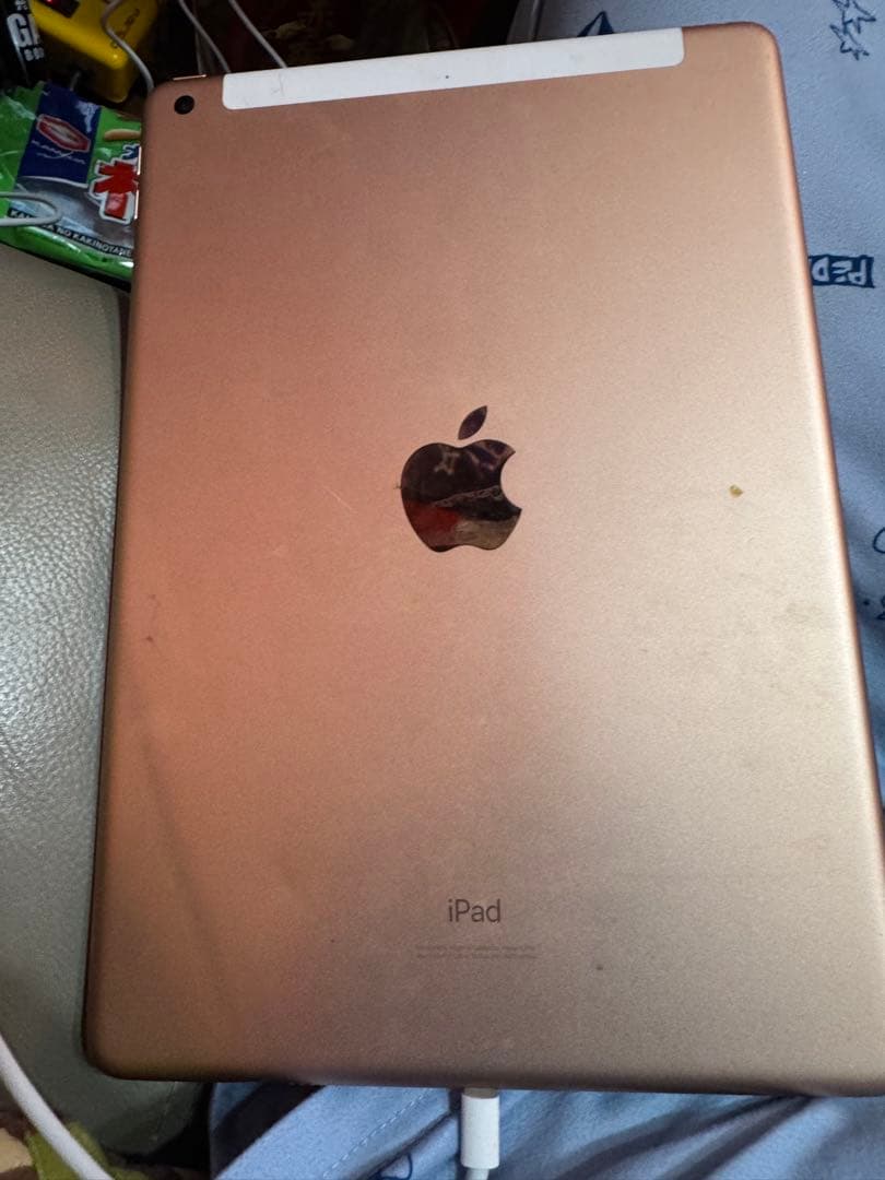 iPad 第7世代 128GB 液晶破損 画面割れ タッチOK 動作確認済み