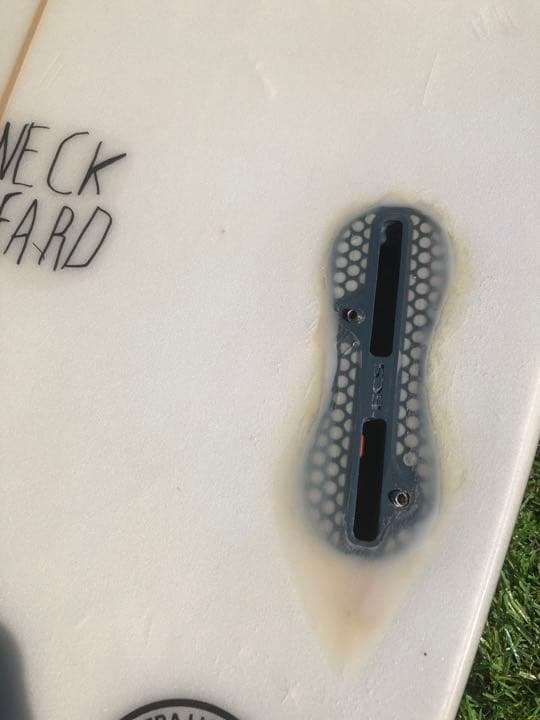 【‼️超大幅値下げ‼️】フィン付き！小波最強！ネックベアード!! 5'7