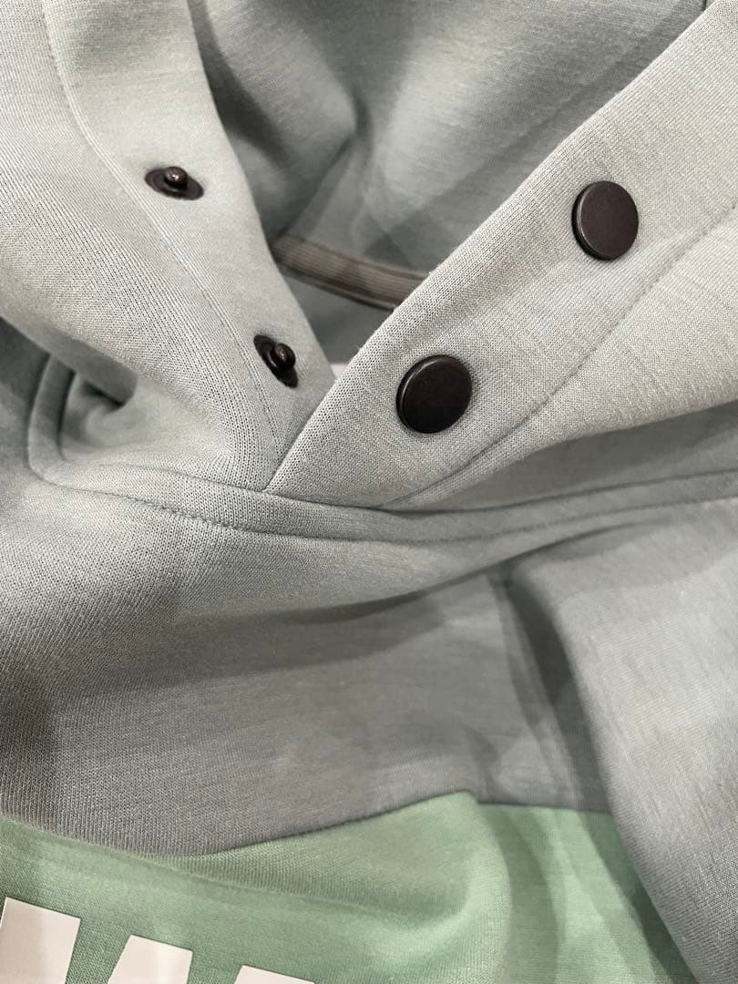 TFW49 CARDBOARD MATERIAL HOODIE サイズM