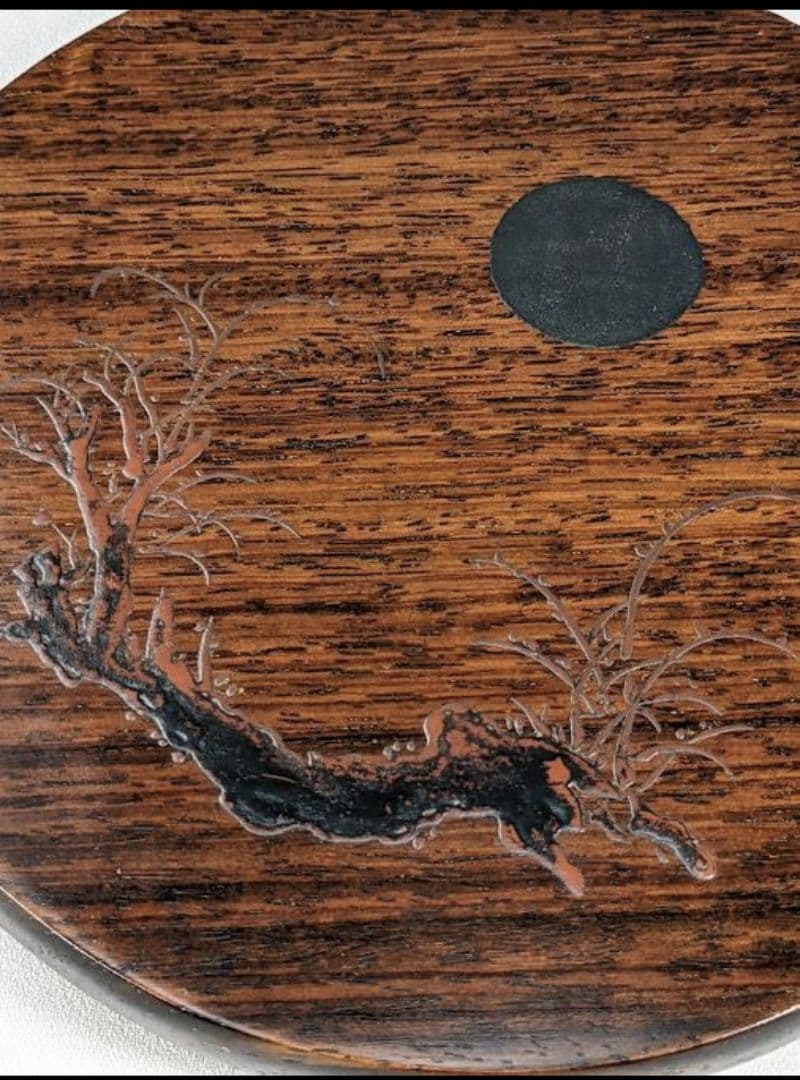 未使用　漆硯（しっけん）　蓋は古紫檀に拭き漆技法　盛絵漆　伝統美術工芸　題：春宴