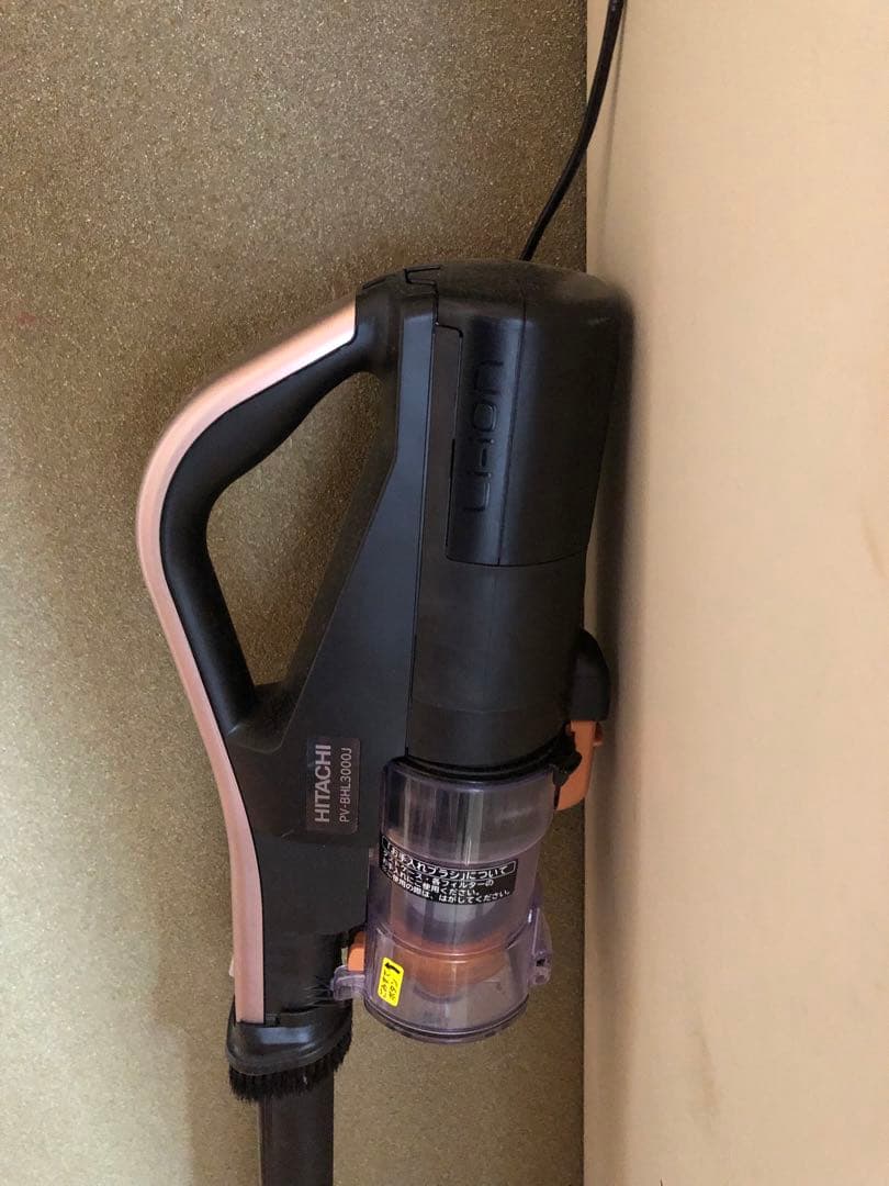 HITACHI コードレススティッククリーナー PV-BHL3000J 値下げ‼️