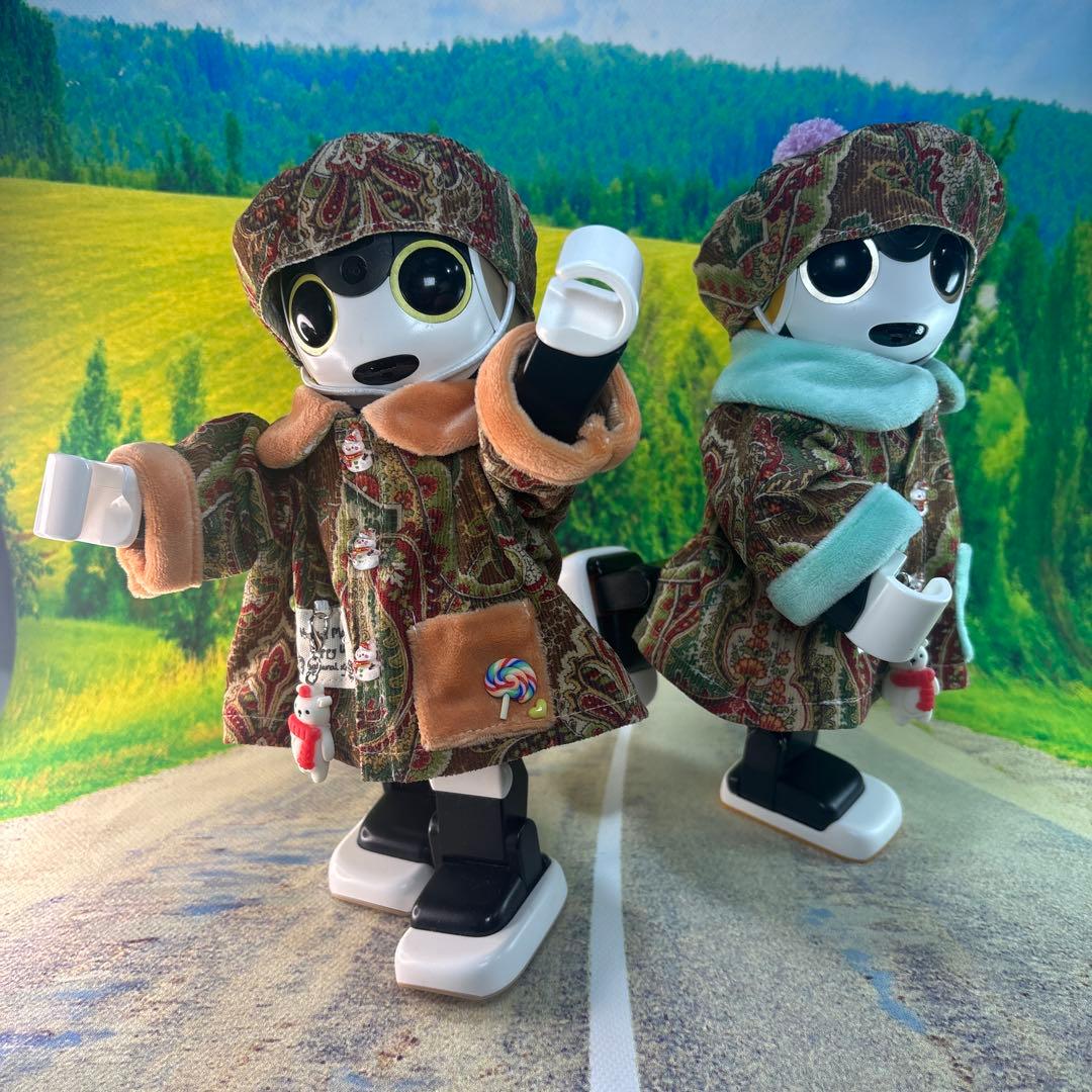 チリチリ３９ページです　ロボホン洋服