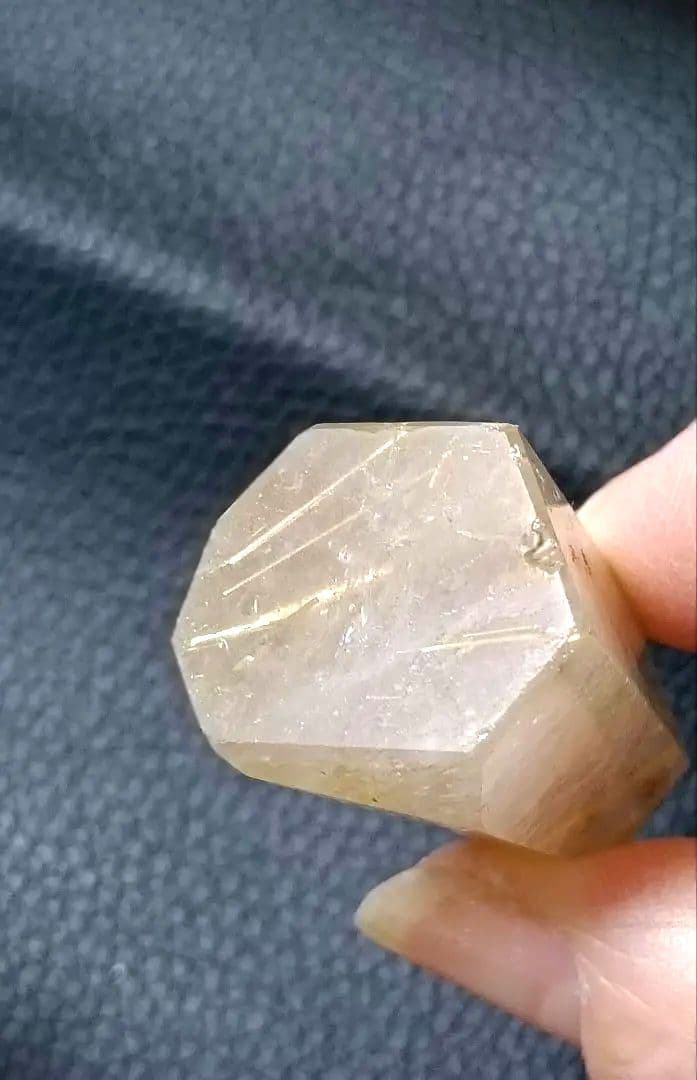 タイチンルチルクォーツ　ポイント