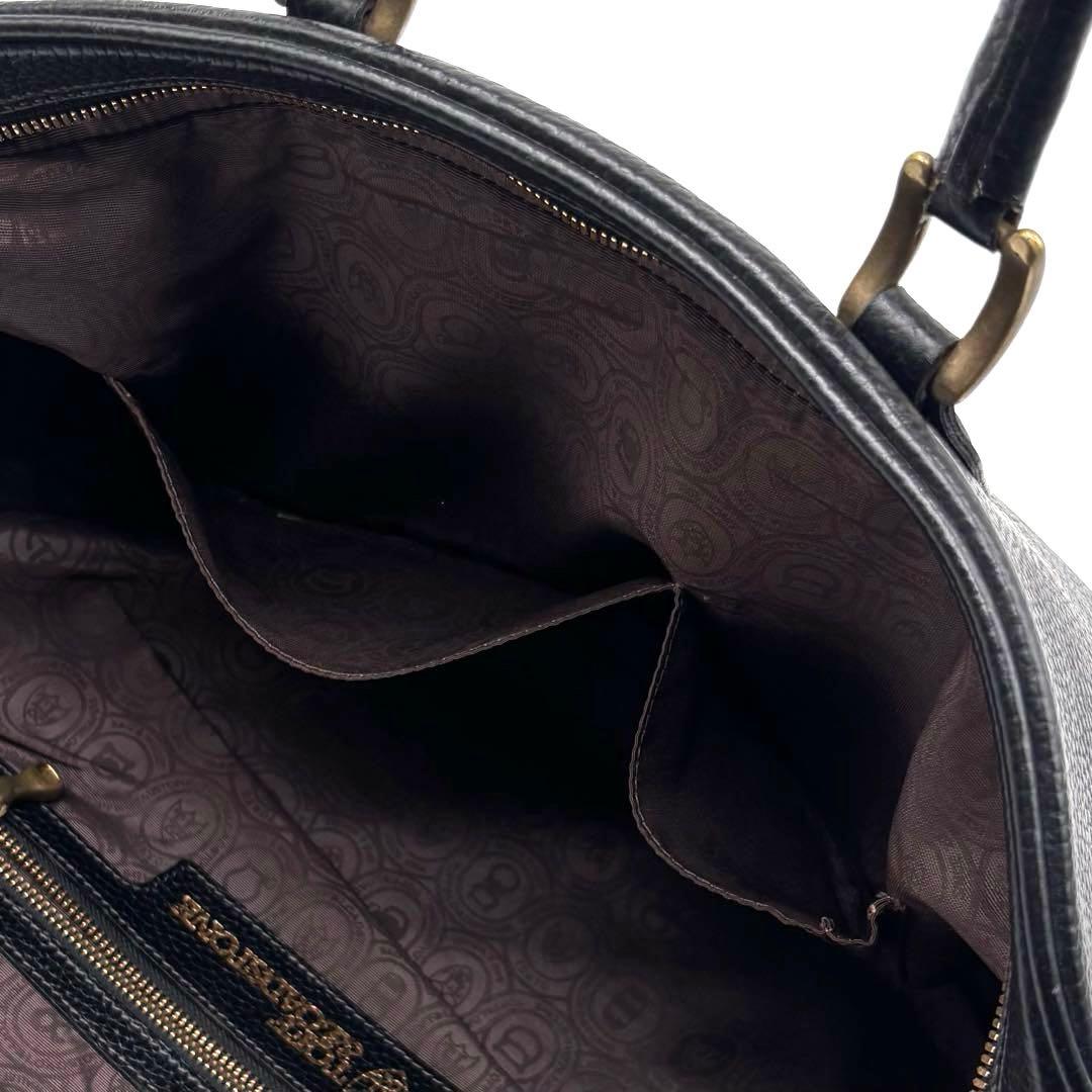 トフアンドロードストーン　Vブリーフ　ビジネスバッグ　A4可　レザー