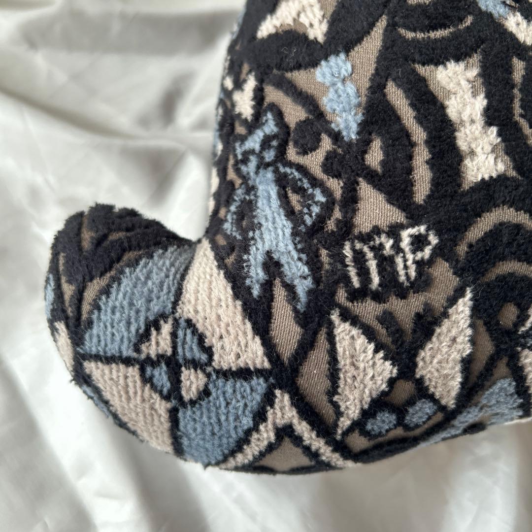 ミナペルホネン うさぎクッション　こうさぎ　symphony ブラック