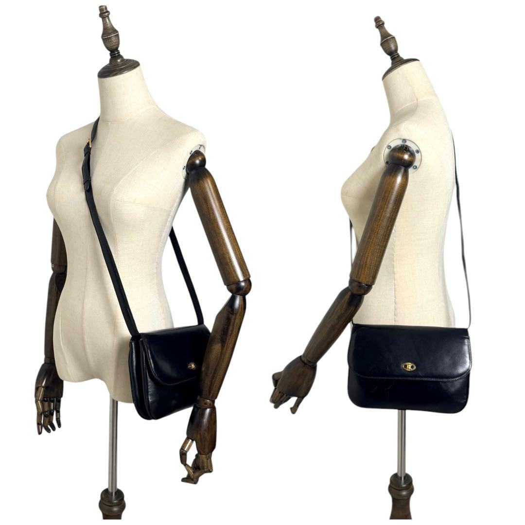 美品 CELINE 袋付 トリオンフ金具 レザー ショルダーバッグ F/07