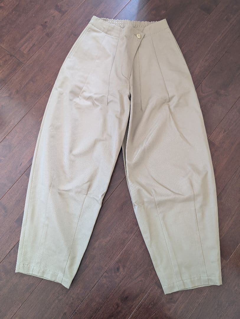 パンツ Nala Cocoon chino