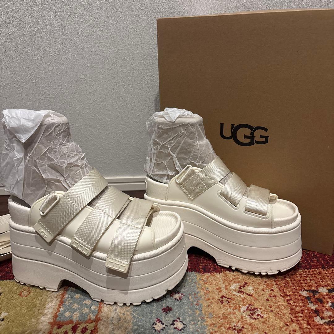 UGG ホワイト GOLDENRISE