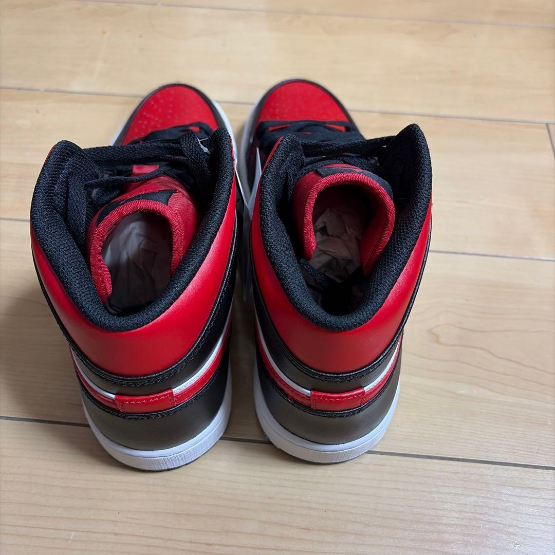 Nike Air Jordan 1 Mid ブラック/レッド/ホワイト