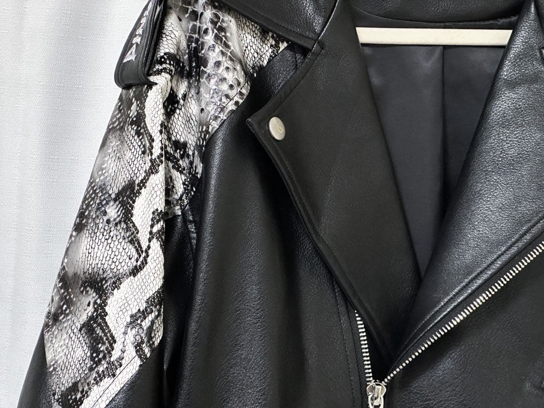SELECT / ［PINKSPINK］パイソン柄PUレザージャケット