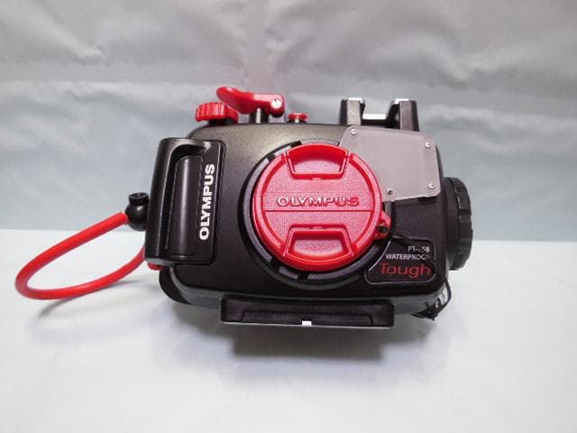 Olympus Tough TG-5デジタルカメラ・防水ケースセット