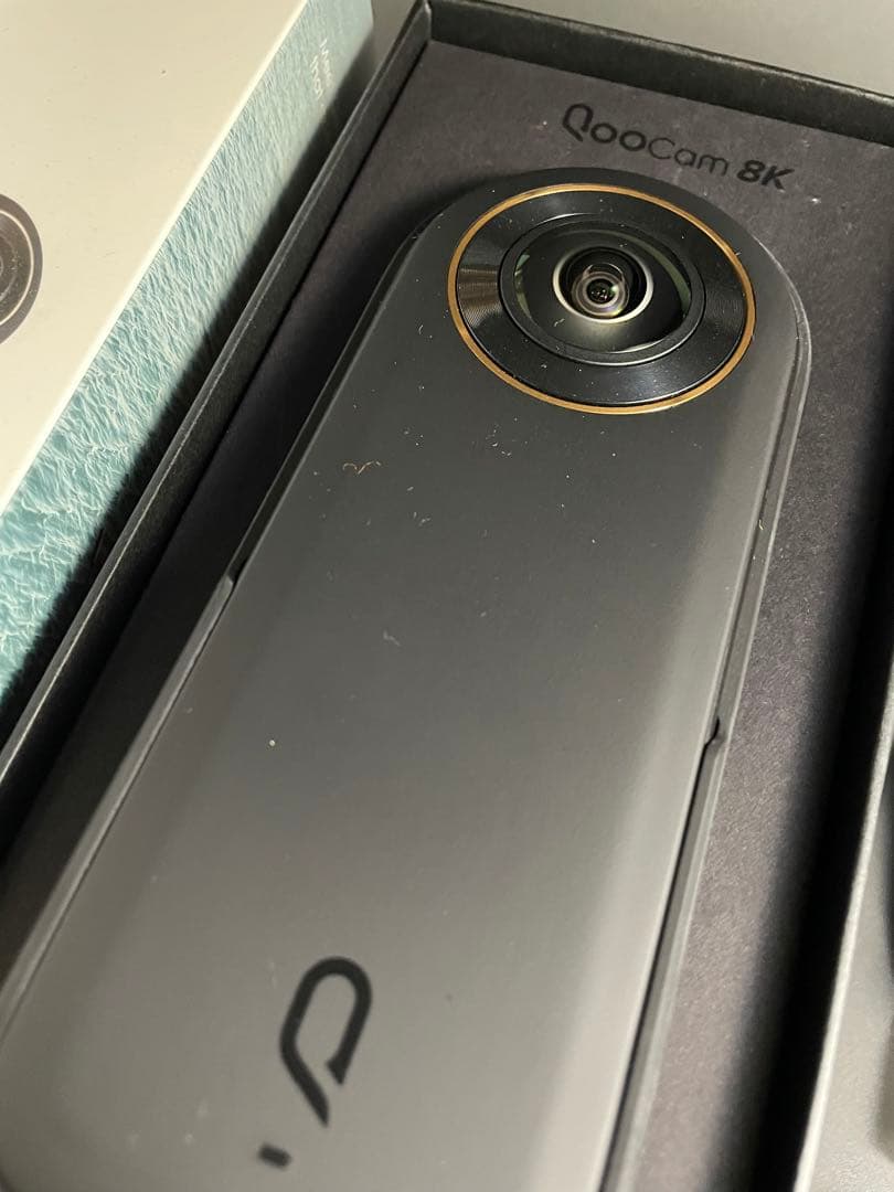 Kandao Qoocam 8K 360度VRカメラ （一脚付き）