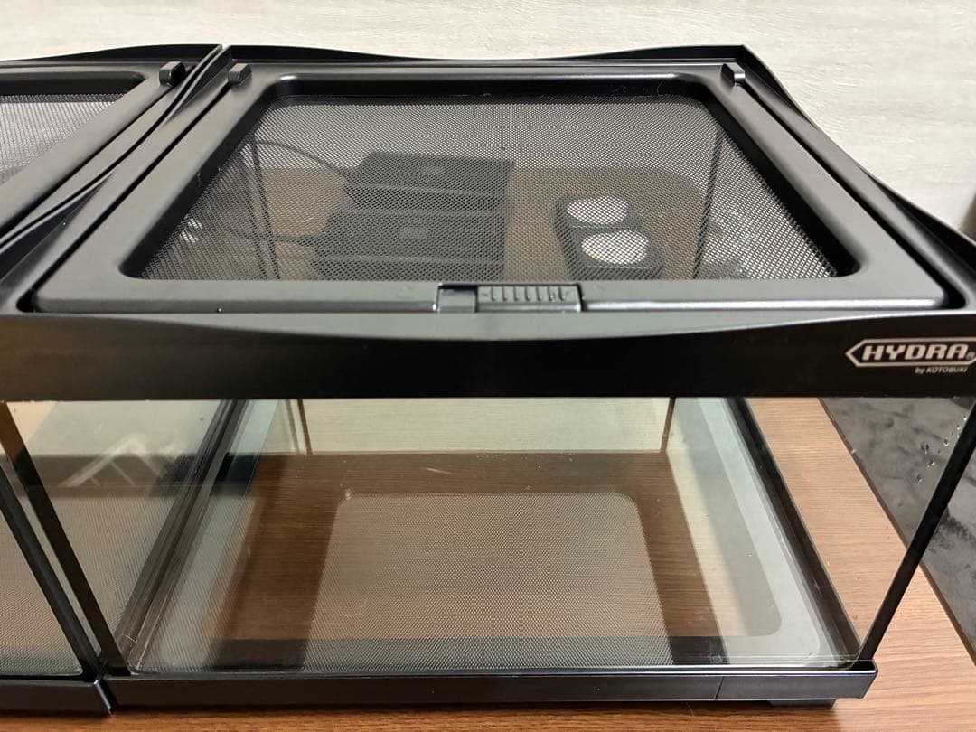 爬虫類　飼育セット　ヒュドラケース3120　パネルヒーター　ヒーティングトップ等