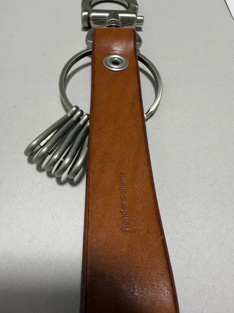 ブラウンレザーキーホルダー シルバー金具付き