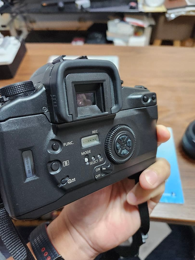 Canon EOS 7 50mm 1.8　バッテリーパック・カタログ付き