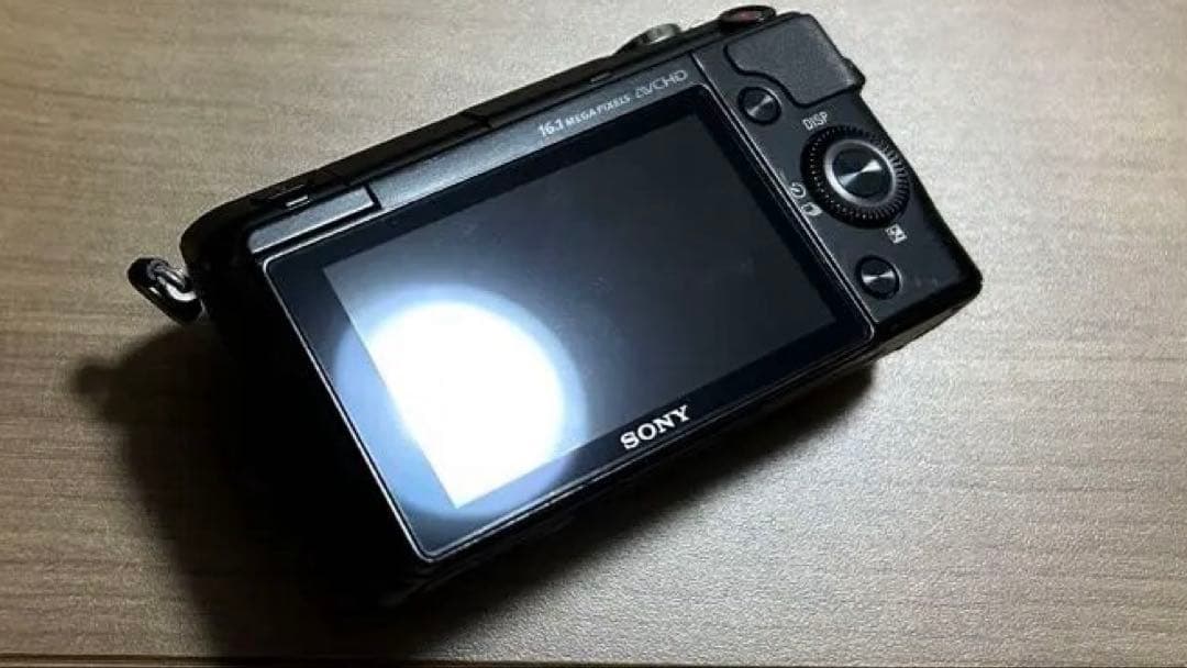 【美品】SONY NEX-3N 本体+バッテリー+充電器+Wtulens