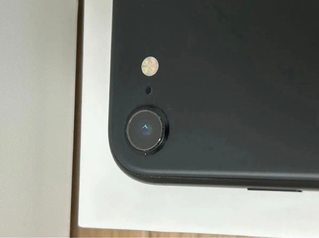 美品 iPhone SE 第2世代 64GB ブラック SIMフリー