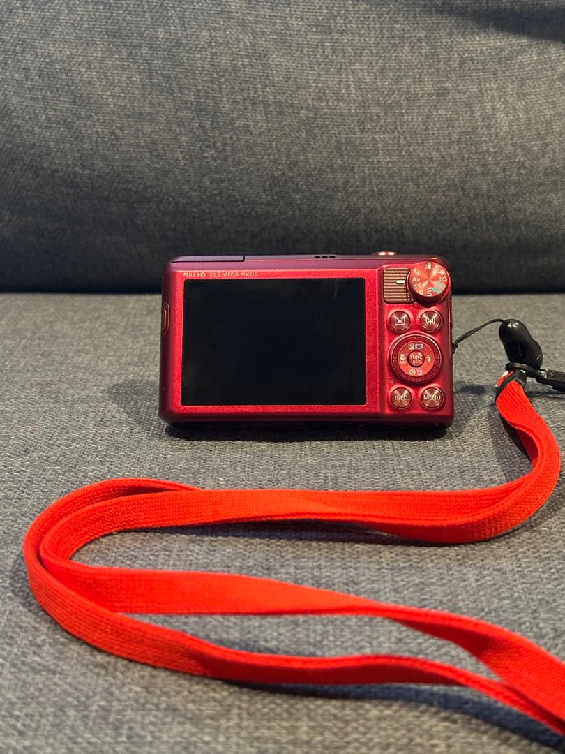 【Canon】コンパクトデジカメSX720HS