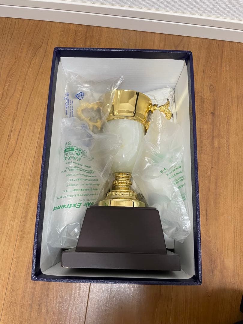 優勝カップ