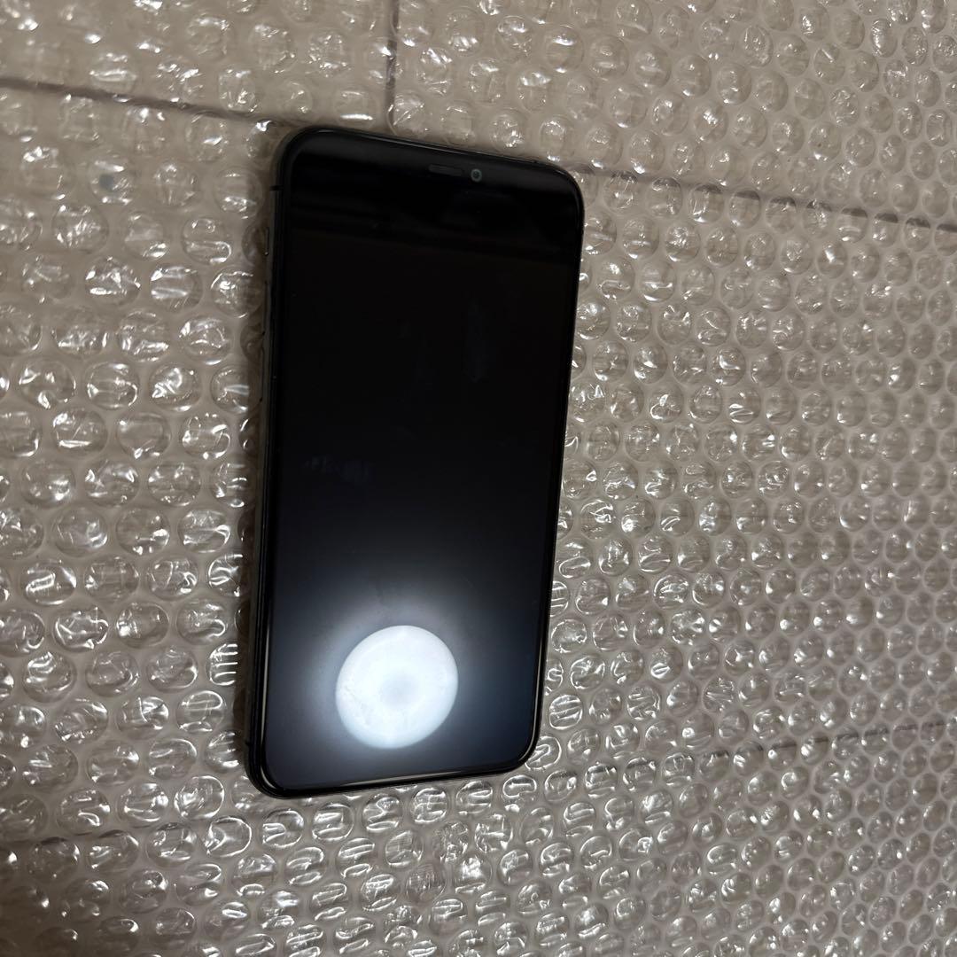 iPhone11pro 64GB 背面一部亀裂