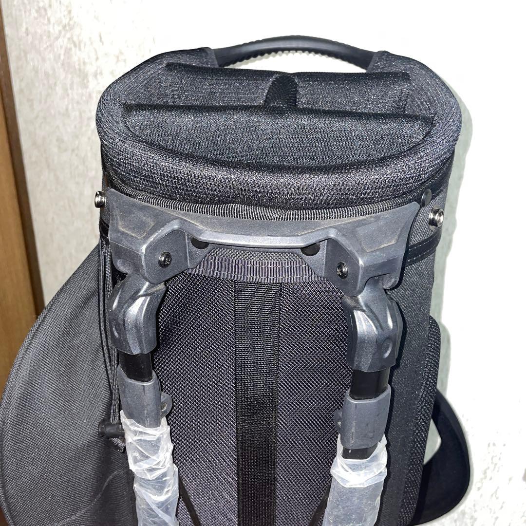 コブラ ✖︎ブリーフィング キャディバッグ & ラウンドバックセット