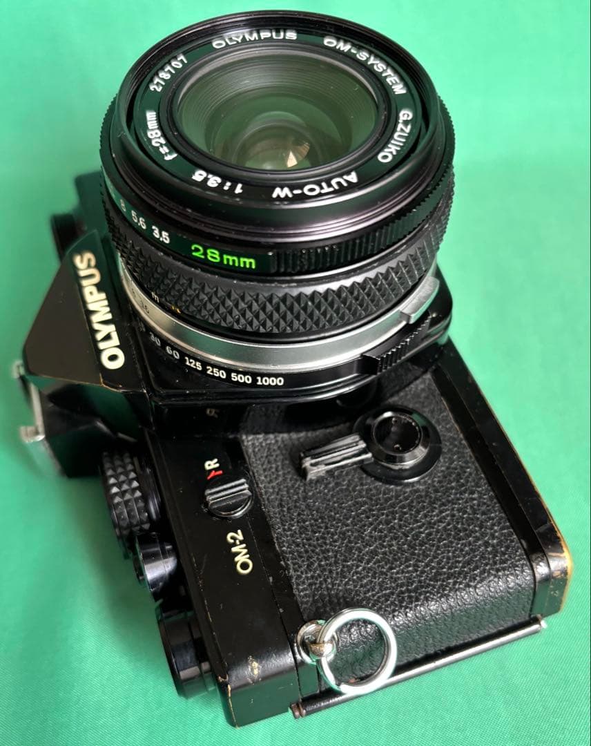 ★ OLYMPUS OM-2 (使用説明書付) + 広角レンズ 28mm